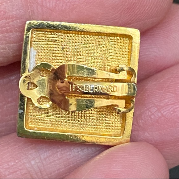 Vintage Signed LES BERNARD Designer Pearl Gold-tone Square Statement Earrings - Picture 13 of 14